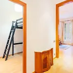 Quiet, Vibrant 2 Bedroom In Pedestrian Eixample Apartment Barcelona
