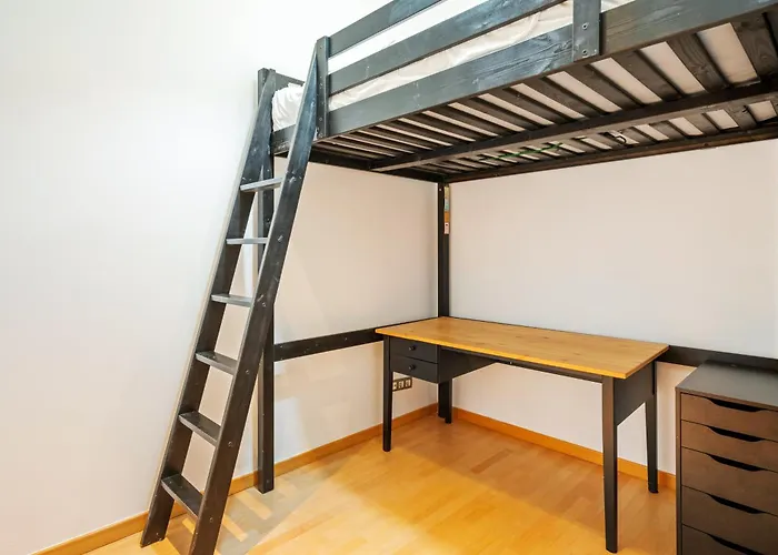 Quiet, Vibrant 2 Bedroom In Pedestrian Eixample Apartamento