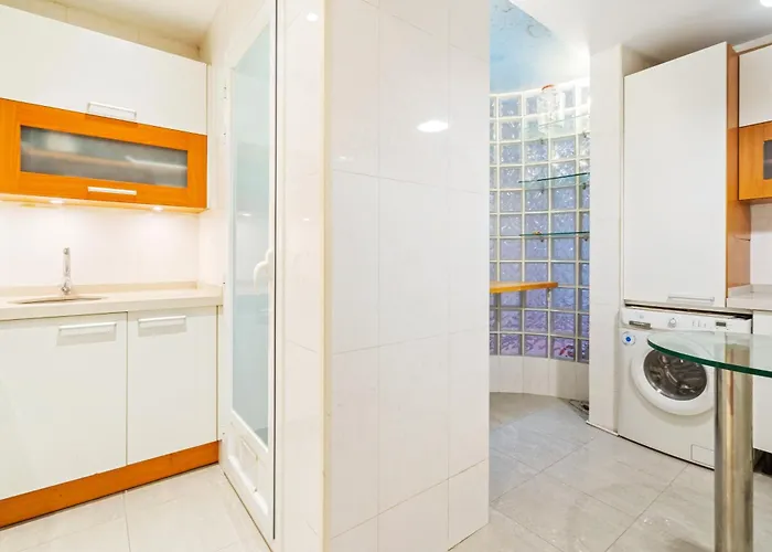 Lejlighed Quiet, Vibrant 2 Bedroom In Pedestrian Eixample